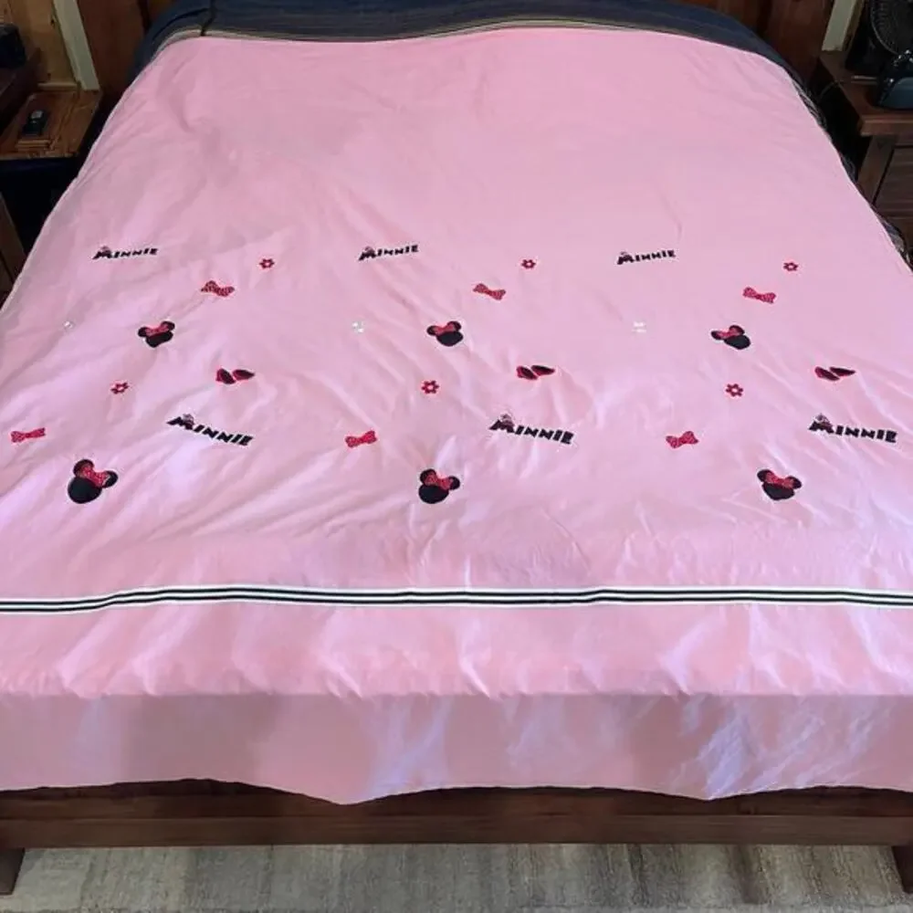 Minnie Mouse Pink Embroidered‎ Duvet Cover